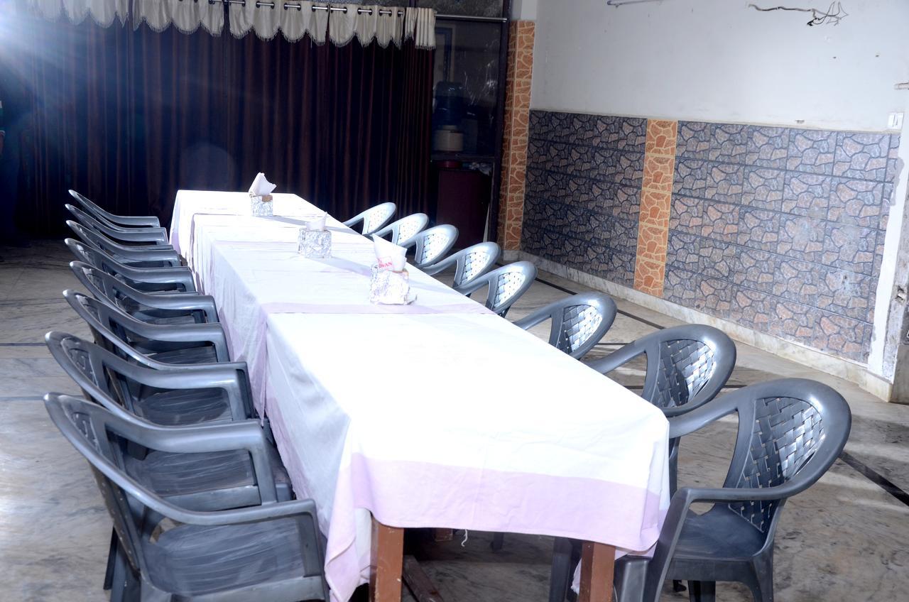 Fabhotel Sarwan Agra  Zewnętrze zdjęcie